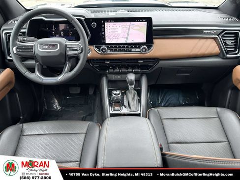 Certified 2023 GMC Canyon AT4 w/ AT4 Premium Package AWD/4WD image 15