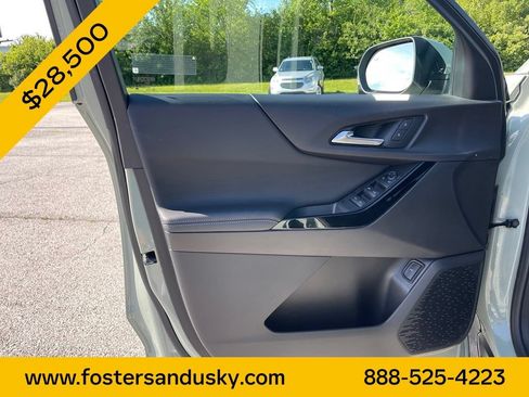 Used 2025 Chevrolet Equinox LT w/ Convenience Package II AWD/4WD image 14