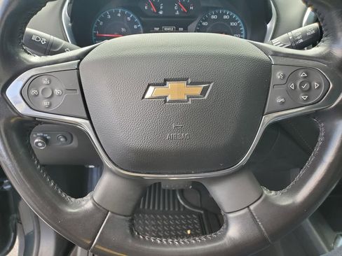 Used 2018 Chevrolet Traverse LT image 19