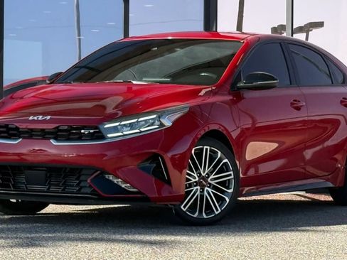 Used 2022 Kia Forte GT w/ GT2 Package FWD image 2