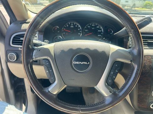 Used 2008 GMC Yukon XL Denali AWD/4WD image 18