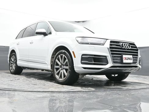 Used 2019 Audi Q7 3.0T Premium Plus w/ Premium Plus Package image 43