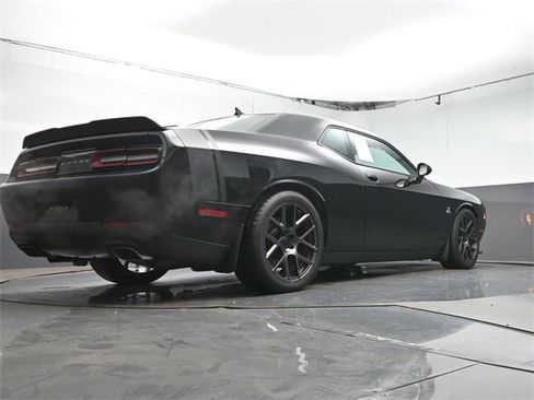 Used 2016 Dodge Challenger R/T Scat Pack image 33