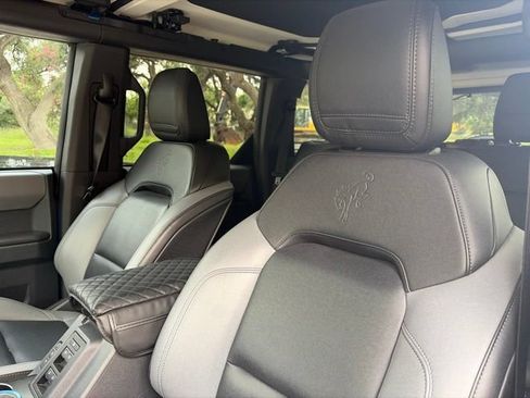 Used 2024 Ford Bronco Black Diamond AWD/4WD image 11