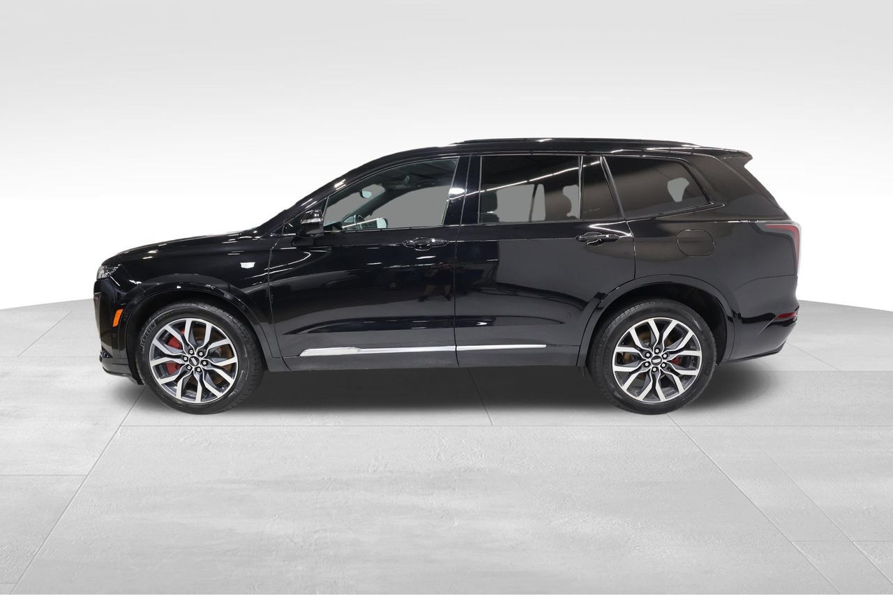 Used 2024 Cadillac XT6 Sport w/ Platinum Package AWD/4WD image 1