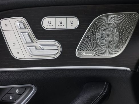 Used 2023 Mercedes-Benz GLS 580 4MATIC image 9