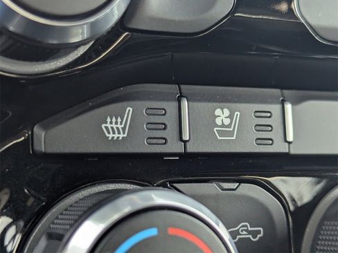 Used 2024 RAM 1500 Laramie image 16