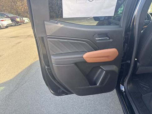 New 2026 GMC Canyon AT4 image 39