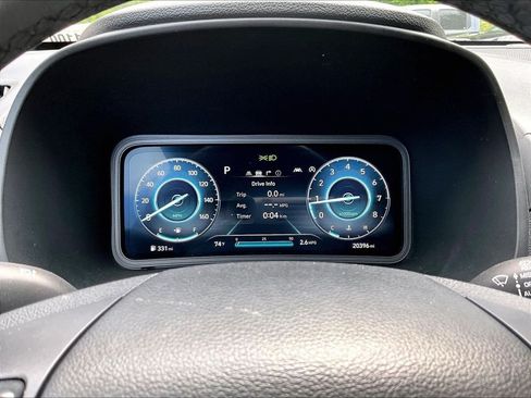 Used 2023 Hyundai Kona Limited AWD/4WD image 13