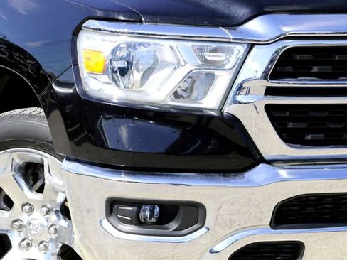 Used 2022 RAM 1500 Lone Star AWD/4WD image 3
