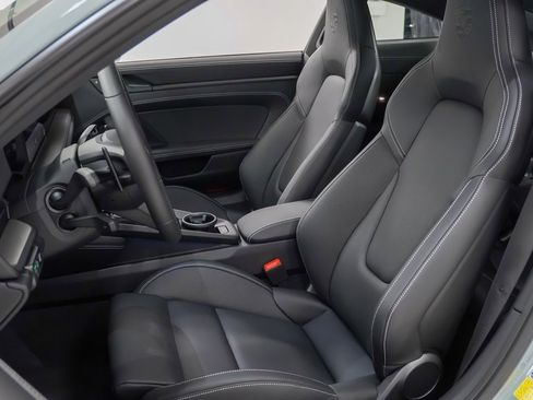 New 2026 Porsche 911 Carrera 4S image 5