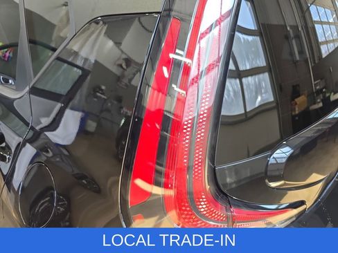 Used 2023 Kia Soul LX image 34