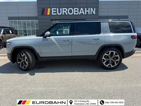 Used 2025 Rivian R1S Adventure AWD/4WD image 2