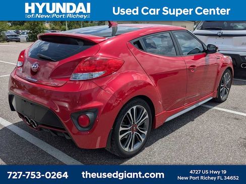 Used 2016 Hyundai Veloster Turbo FWD image 2