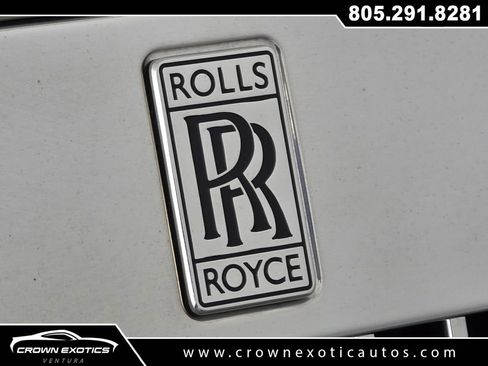 Used 2010 Rolls-Royce Phantom Drophead Coupe image 19