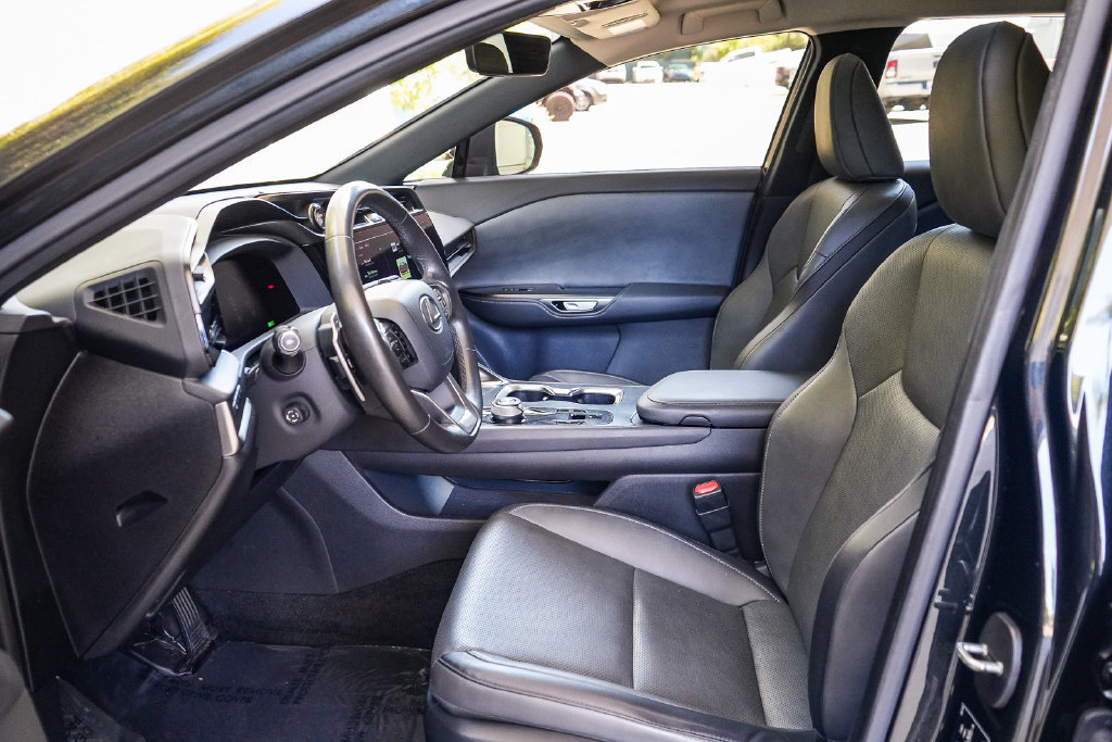 Used 2024 Lexus RZ 300e Premium FWD image 15
