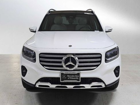Certified 2025 Mercedes-Benz GLB 250 4MATIC image 8