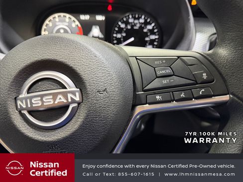 Certified 2023 Nissan Kicks SV FWD image 18