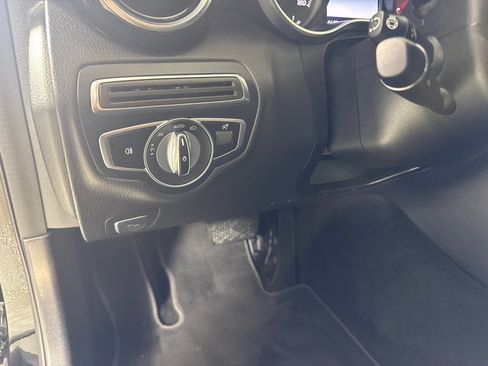 Used 2018 Mercedes-Benz C 300 Sedan w/ Multimedia Package image 17