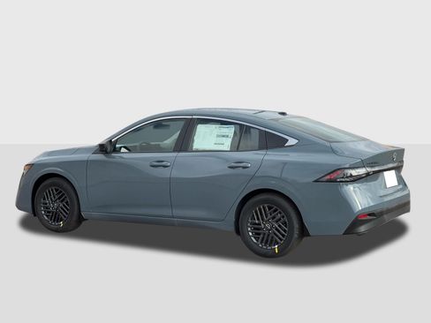 New 2026 Nissan Sentra SV FWD image 3