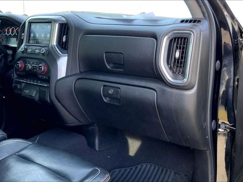 Used 2020 Chevrolet Silverado 1500 RST w/ Texas Edition image 15