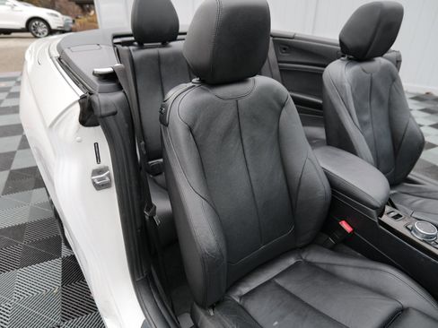 Used 2017 BMW 230i xDrive Convertible image 38