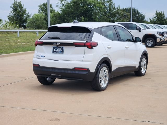 New 2027 Chevrolet Bolt LT FWD image 7
