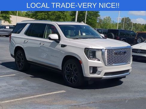 Used 2023 GMC Yukon Denali AWD/4WD image 7
