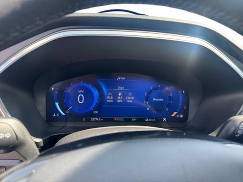 Used 2021 Ford Escape Titanium w/ Class II Trailer Tow Package AWD/4WD image 14