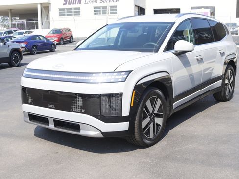 New 2026 Hyundai Ioniq 9 SEL image 9