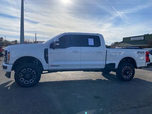 Used 2025 Ford F250 Platinum image 2