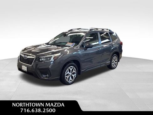 Used 2021 Subaru Forester Premium AWD/4WD image 1