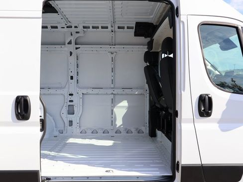 New 2026 RAM ProMaster 2500 w/ Premium Convenience Group FWD image 11