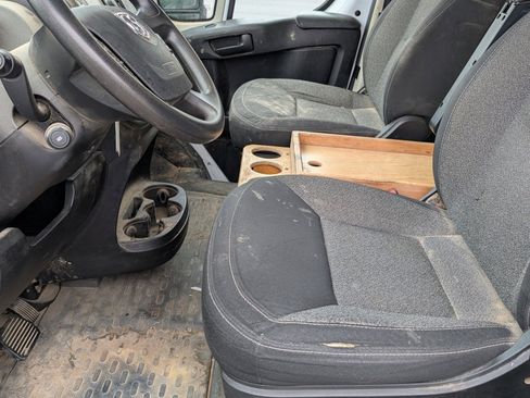 Used 2019 RAM ProMaster 3500 w/ Premium Appearance Group image 4