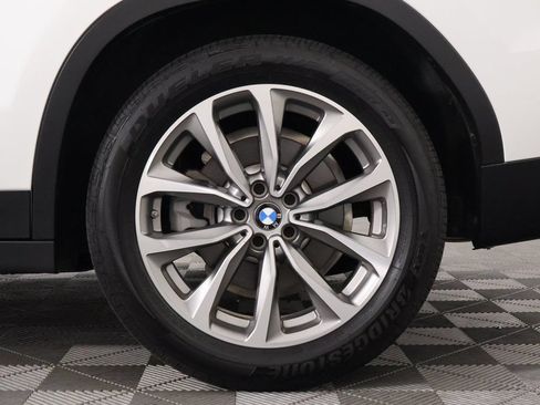 Used 2019 BMW X3 xDrive30i w/ Driving Assistance Package AWD/4WD image 16