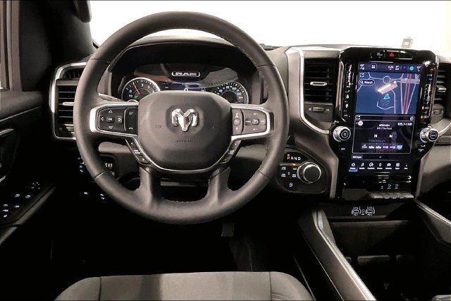 Used 2025 RAM 1500 Big Horn AWD/4WD image 6