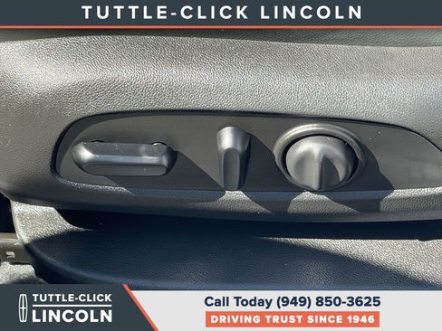 Used 2019 GMC Acadia SLT w/ Black Edition FWD image 30