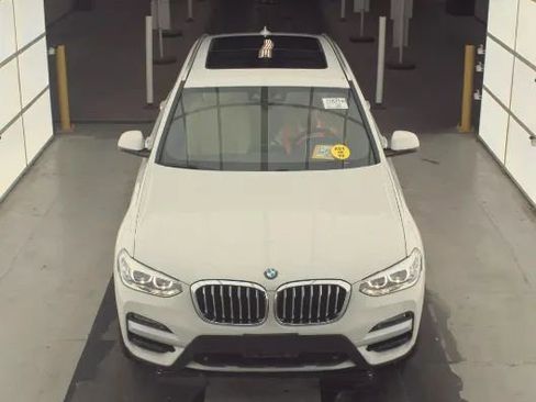 Used 2021 BMW X3 sDrive30i w/ Convenience Package image 3