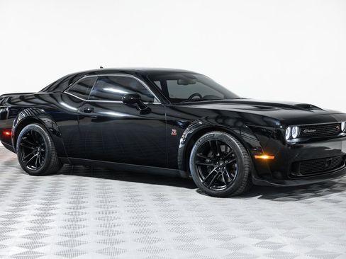 Used 2023 Dodge Challenger R/T Scat Pack image 4