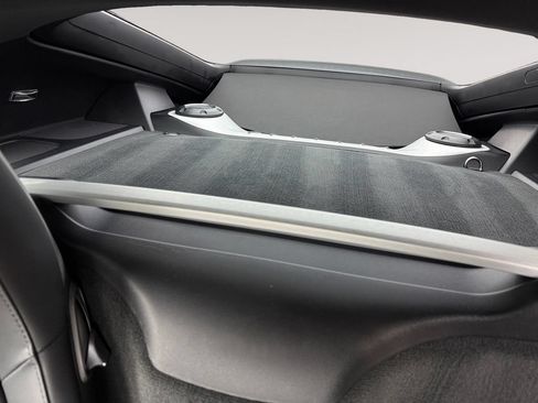 Used 2019 Porsche 718 Cayman RWD image 13