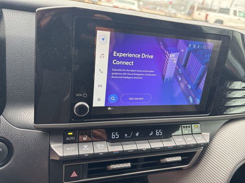 Used 2025 Toyota Camry XSE image 16