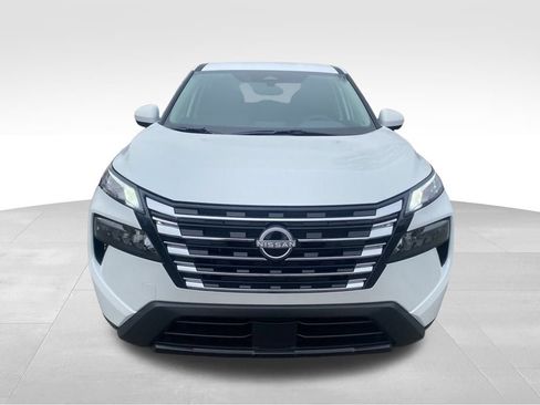 New 2026 Nissan Rogue SV image 8