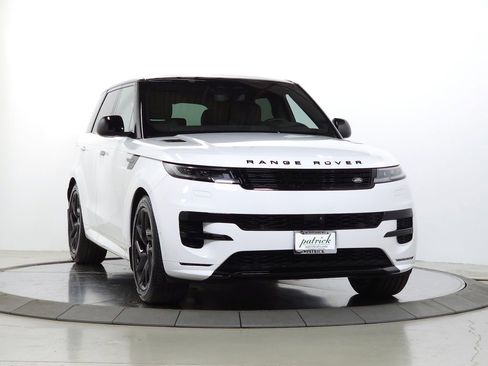 Used 2025 Land Rover Range Rover Sport Dynamic SE AWD/4WD image 1