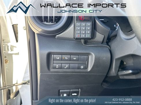 Used 2023 Nissan Kicks S image 30