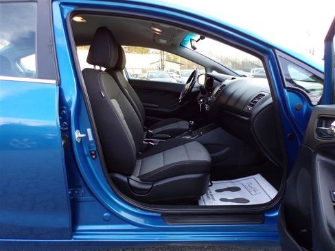 Used 2014 Kia Forte EX image 17