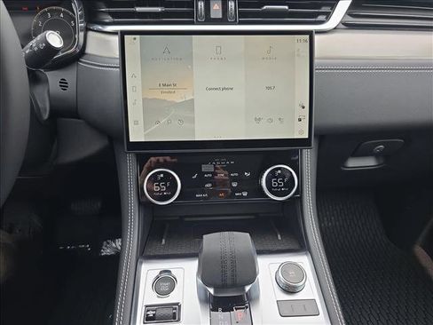 New 2026 Jaguar F-PACE R-Dynamic S image 18