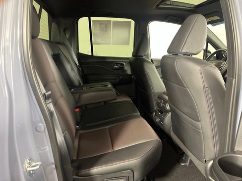 Certified 2025 Honda Ridgeline Black Edition image 7