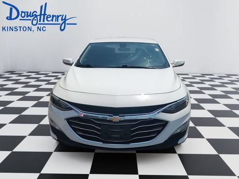 Used 2021 Chevrolet Malibu LT FWD image 8