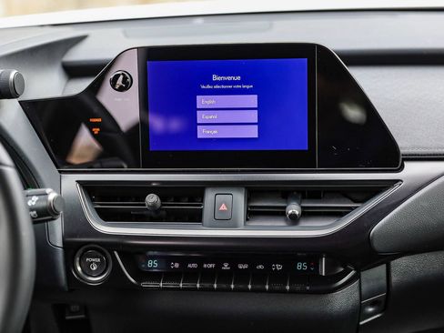 Used 2024 Lexus UX 250h F Sport FWD image 16