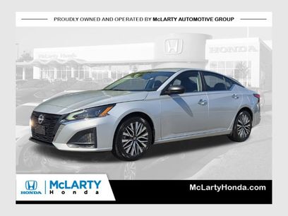 Used 2024 Nissan Altima 2.5 SV